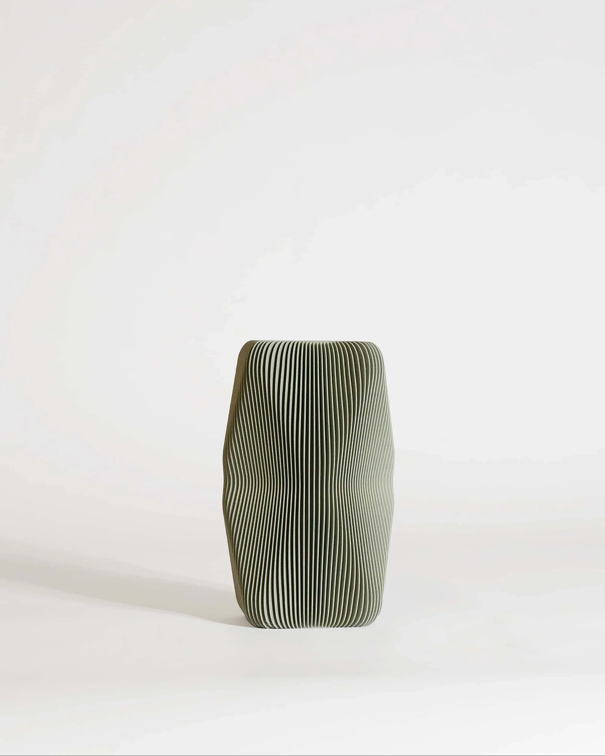SOHO vase Olive standalone, twisted wave-ribbed silhouette, grey-green matte finish, 20cm