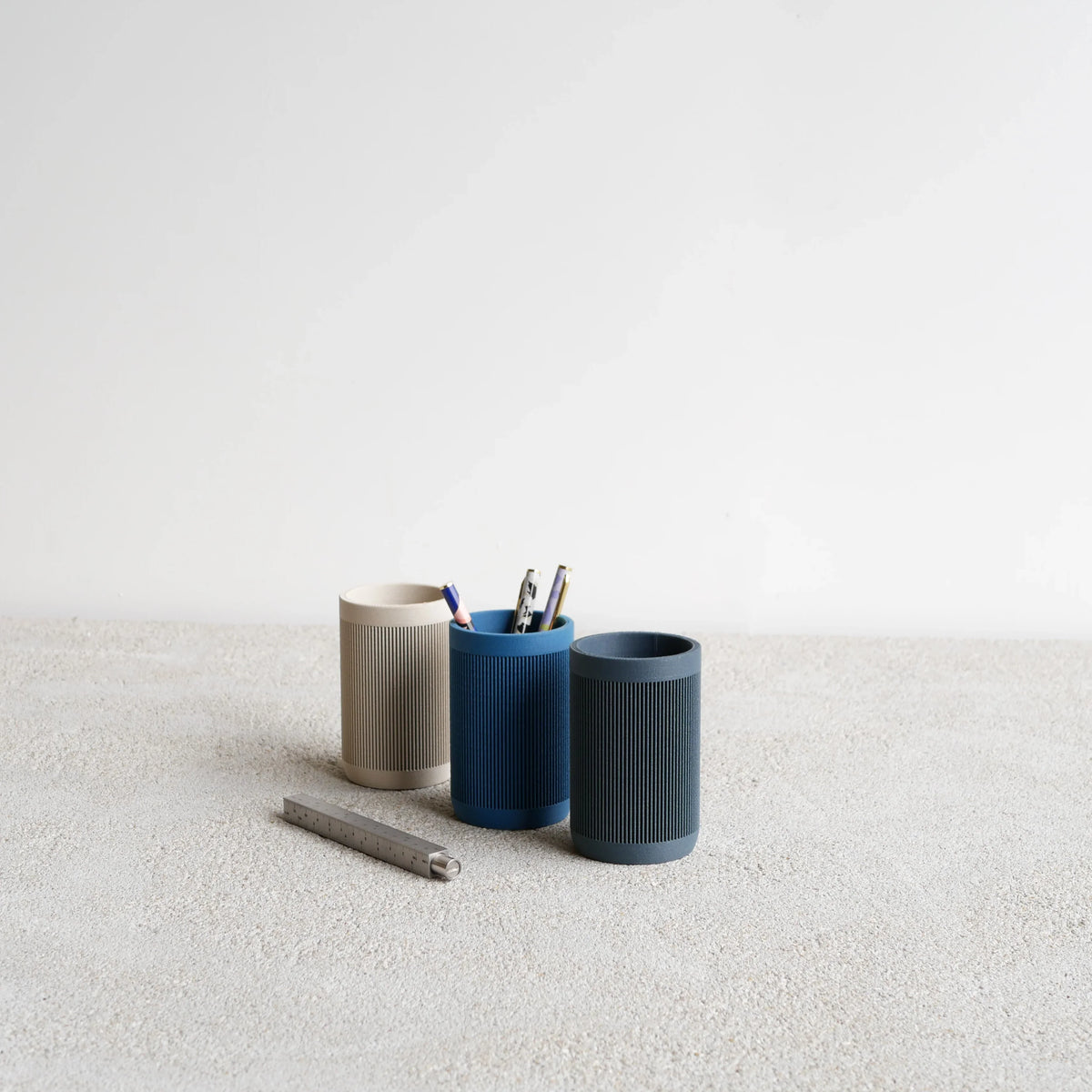 Japan Pen holder - Minimum Design