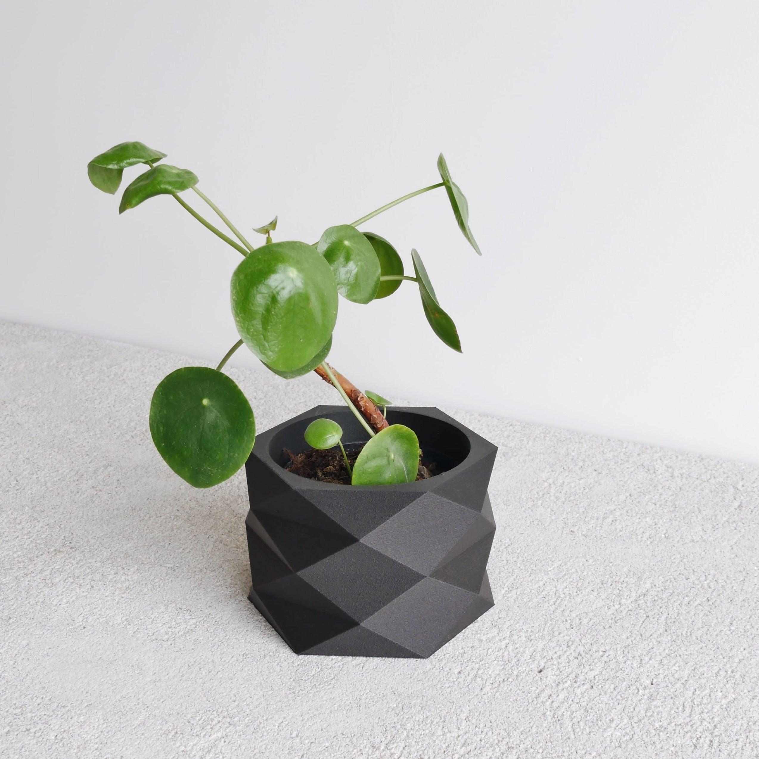 Black Diamant Indoor planter #color_Black