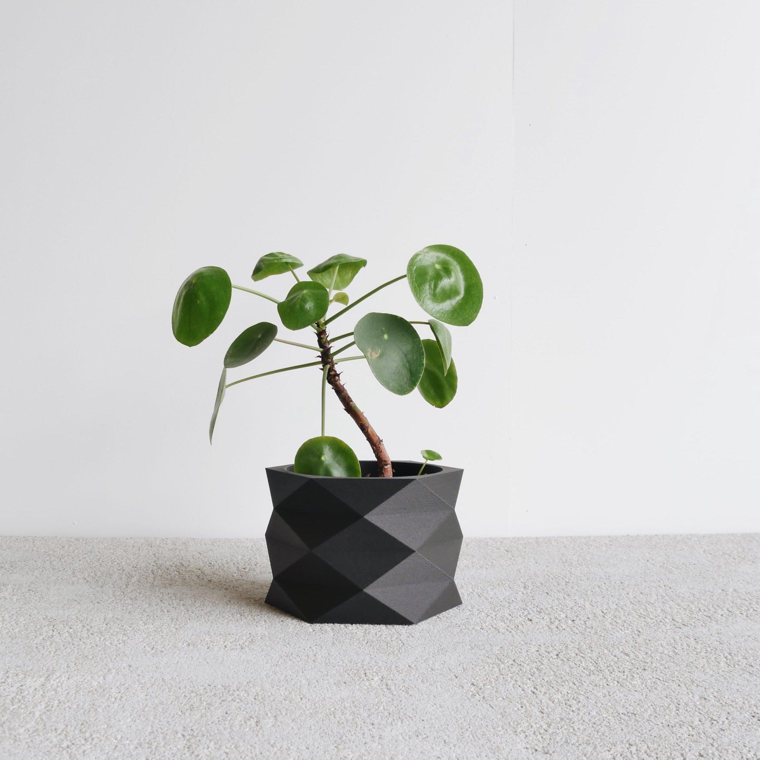 Black diamant indoor planter #color_Black