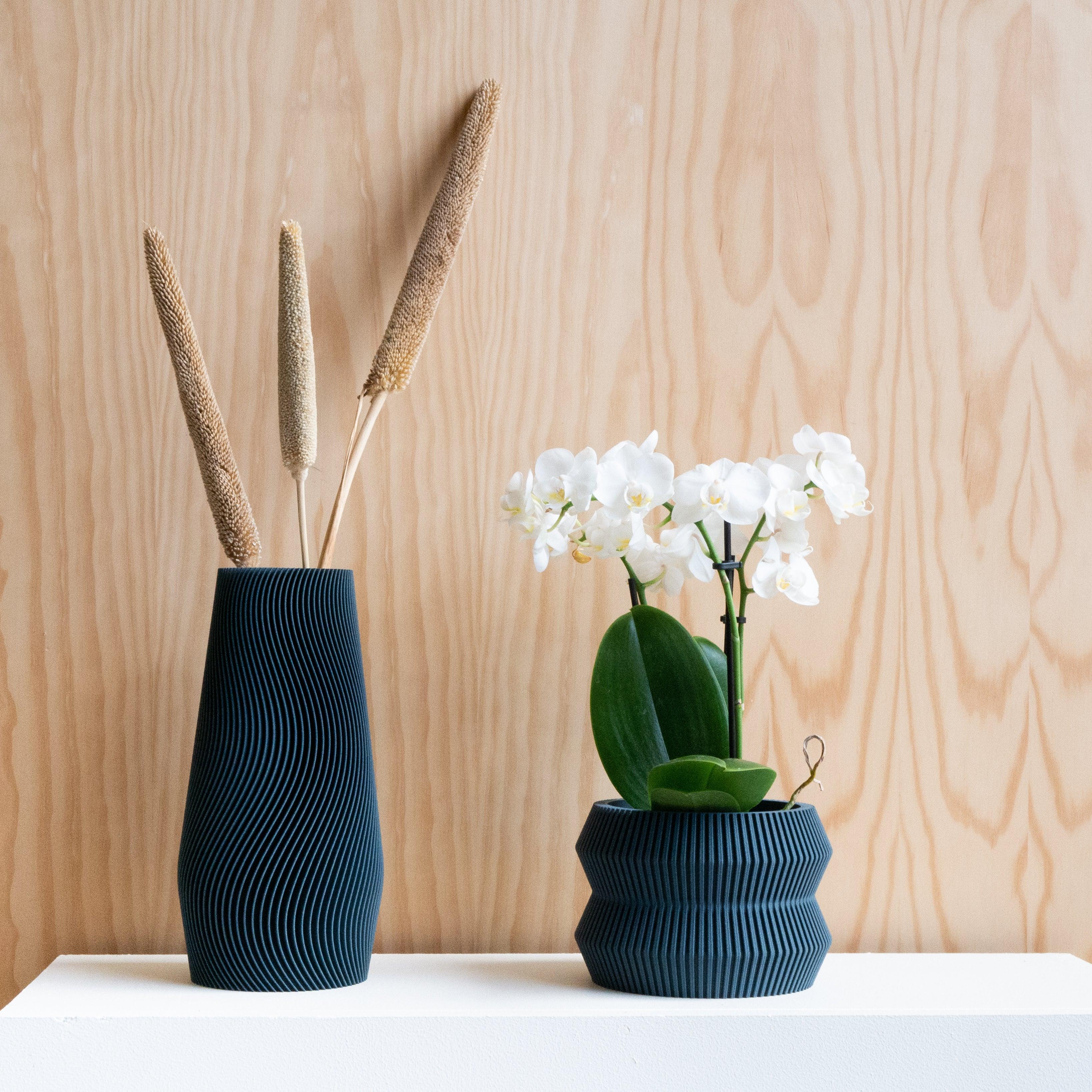 ITO Indoor Planter with the wave blue vase - Minimum Design #color_blue