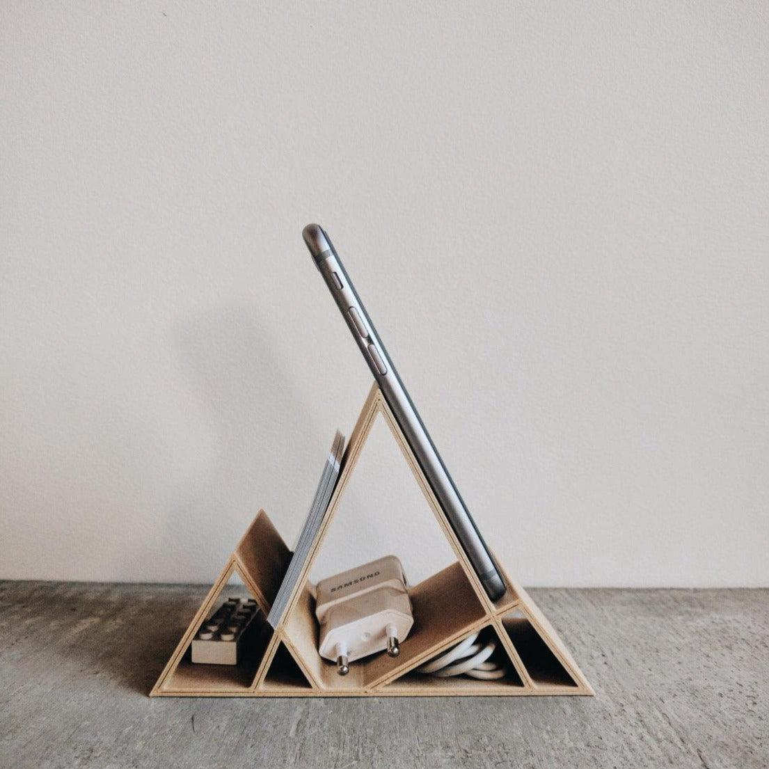 Mountain Stand - Minimum Design