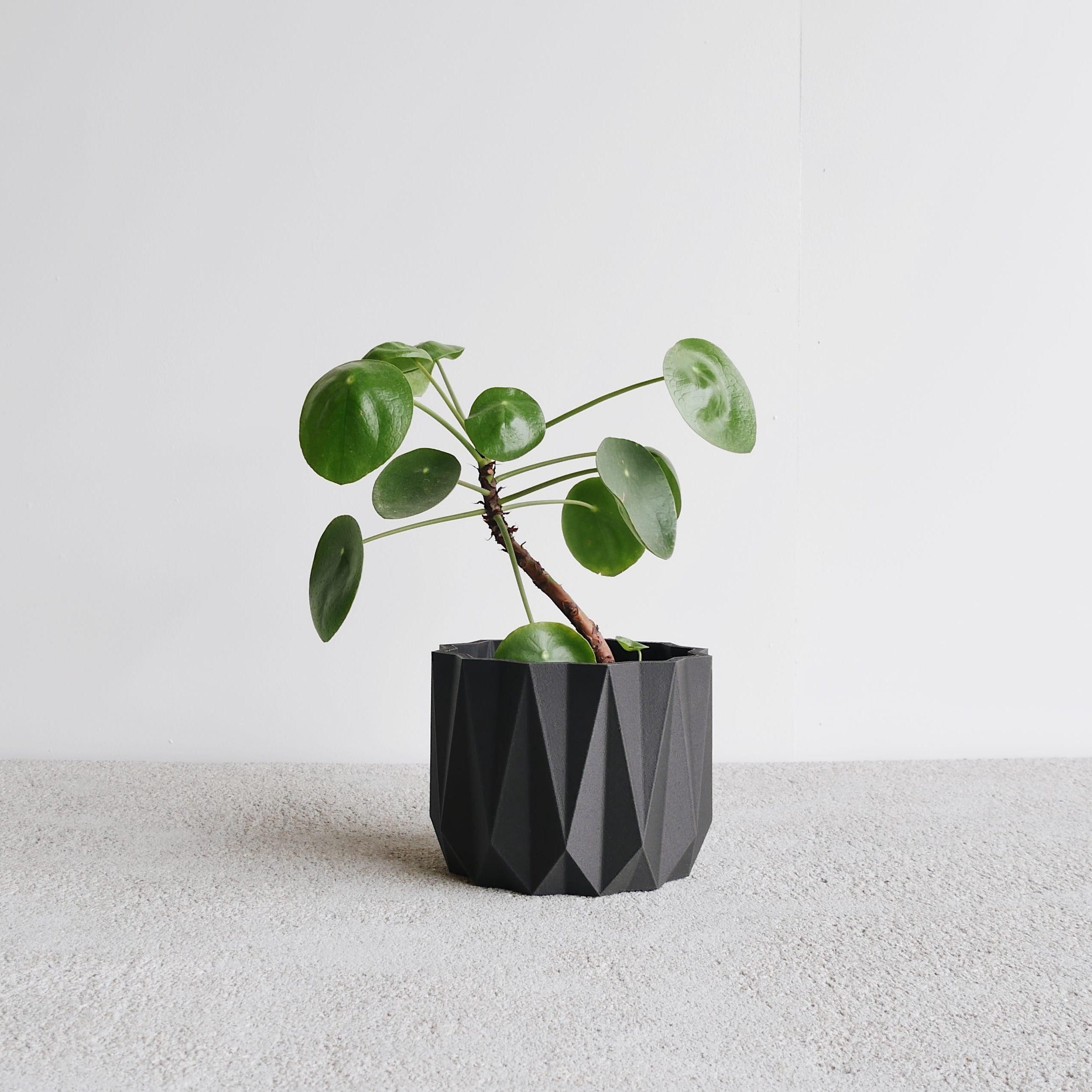 Black Origami indoor planter #color_Black