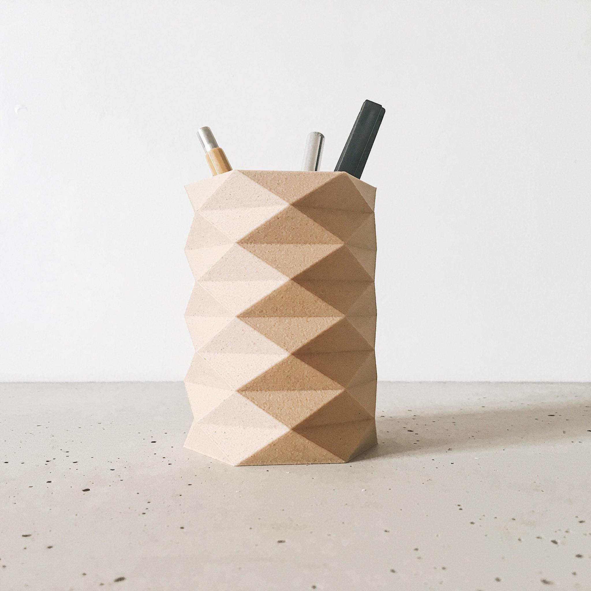 ORIGAMI pen holder - Minimum Design