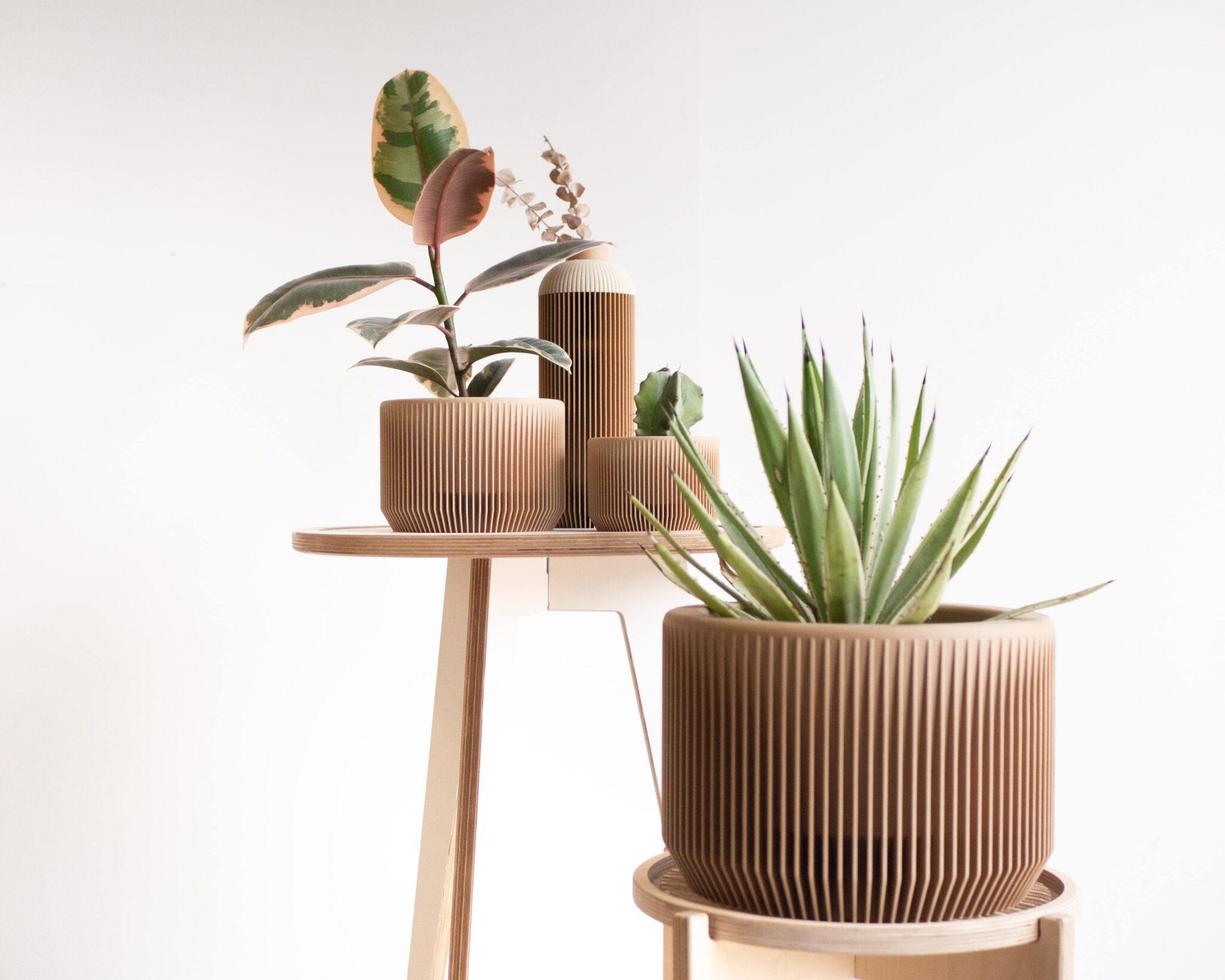 PRAHA Indoor Planter - Minimum Design