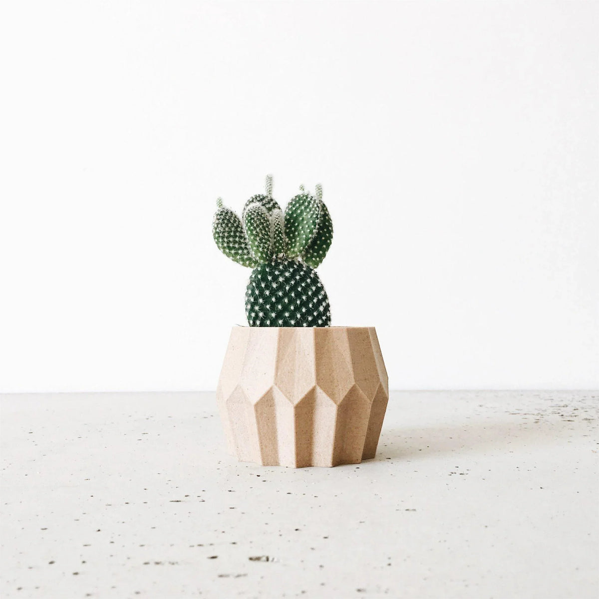 Set of 3 planters - Oslo Kobe Tokyo - Minimum Design
