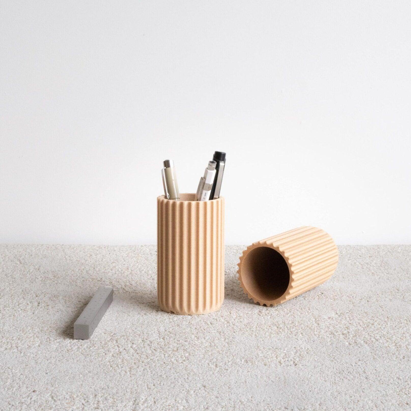 pen holder stockholm wood