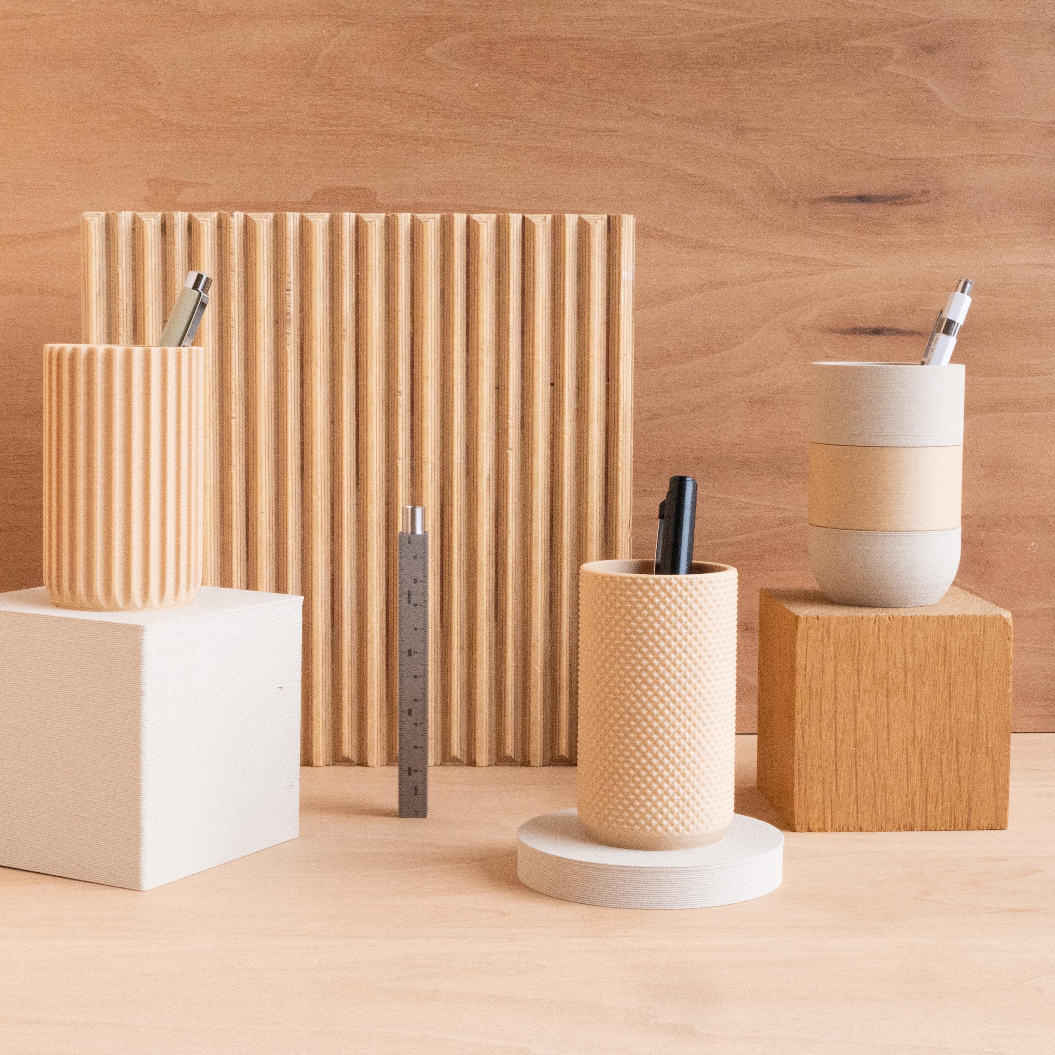 pen holder stockholm wood