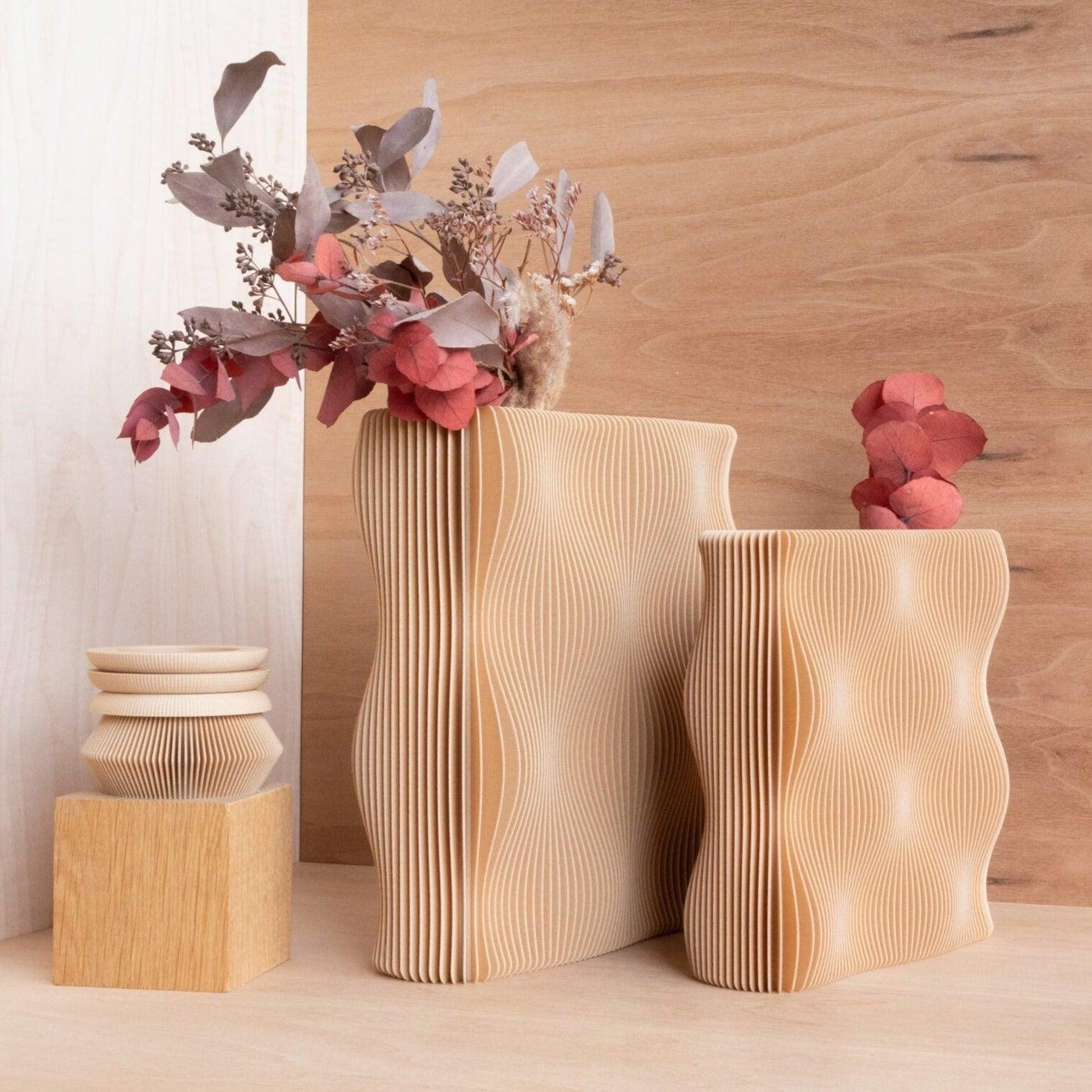 TIDE vases in 22 cm and 28 cm in a wood decor Minimum design #color_Natural
