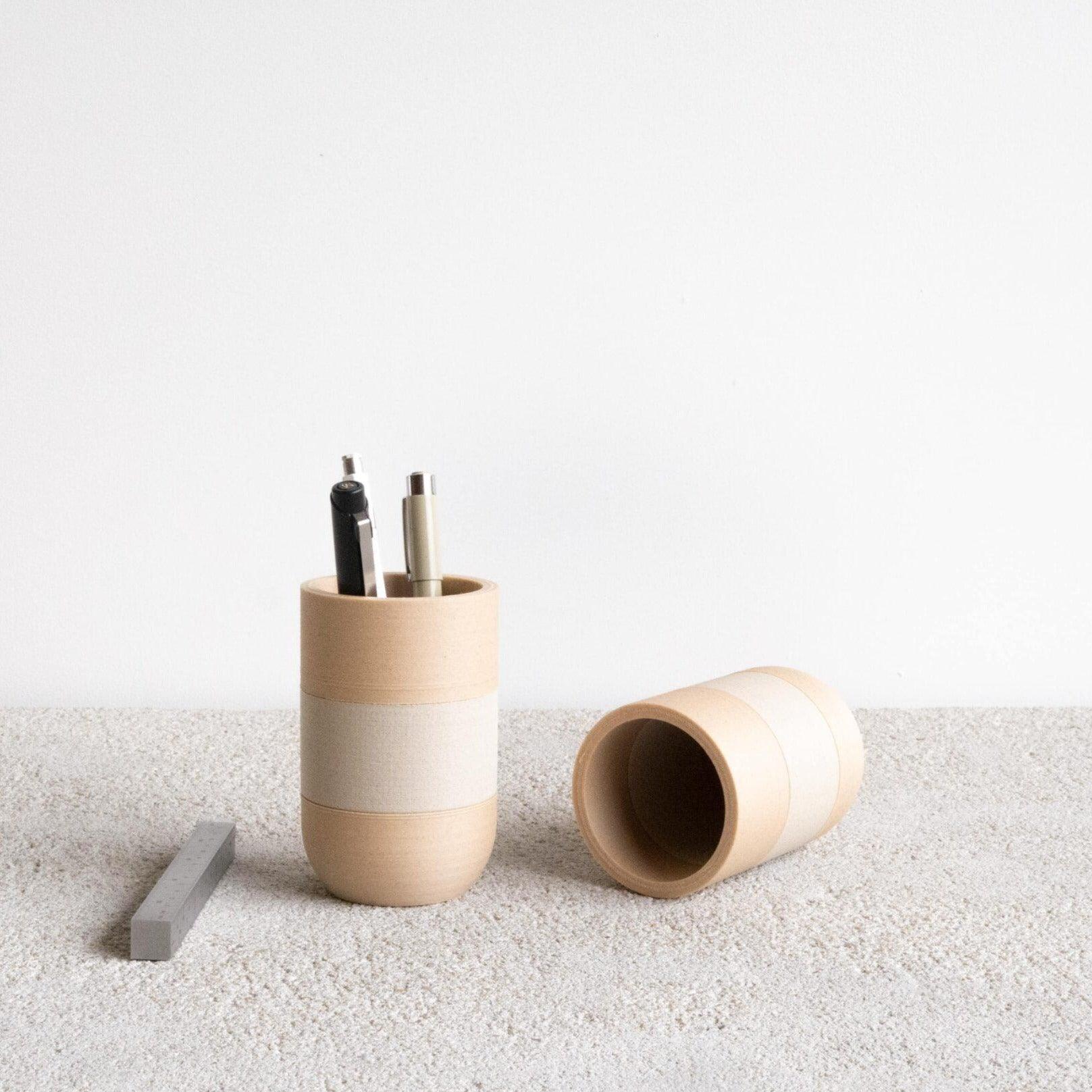 PEN HOLDER TWO TONE NATURAL MIST WHITE