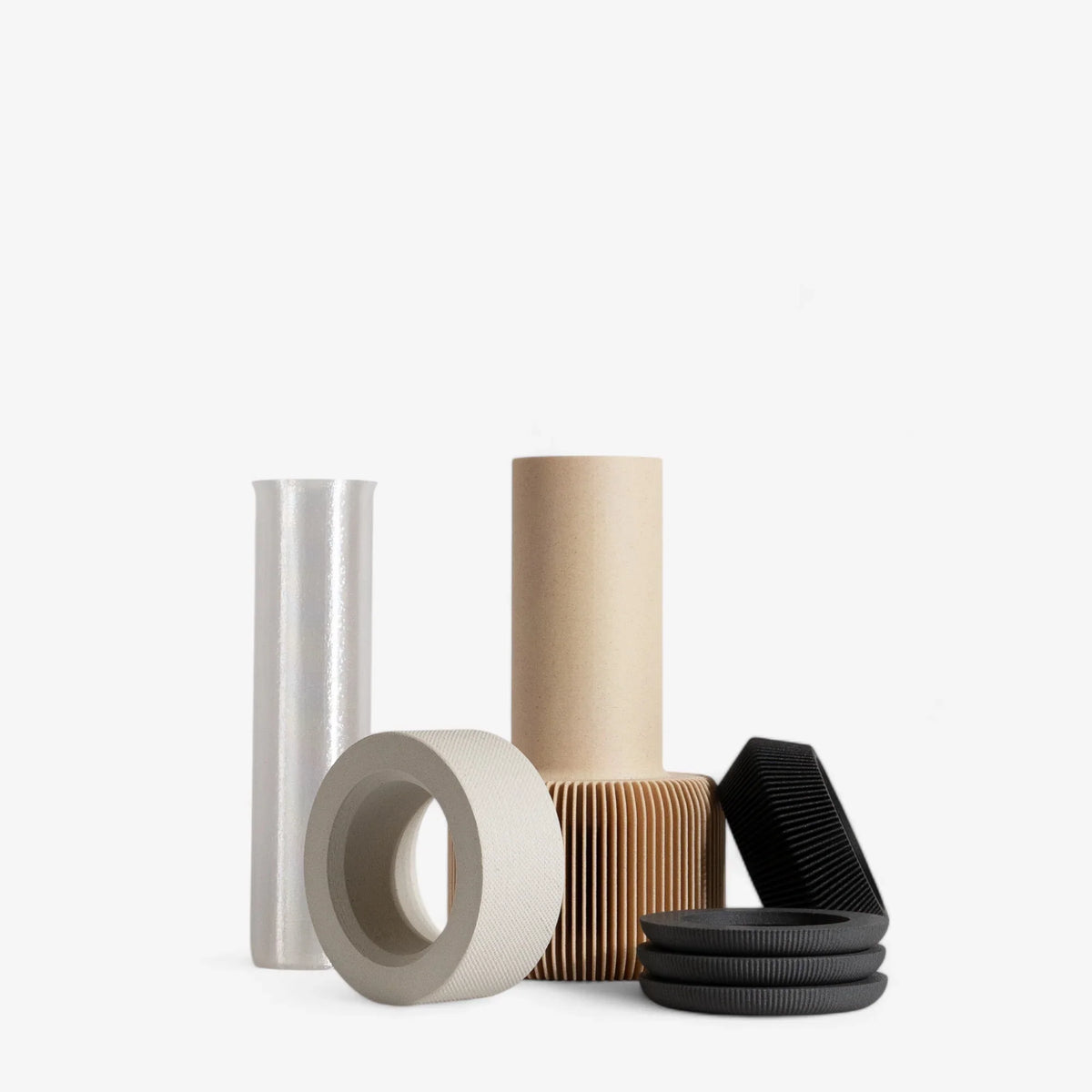 all the parts of the modular vase NU are displayed separately 