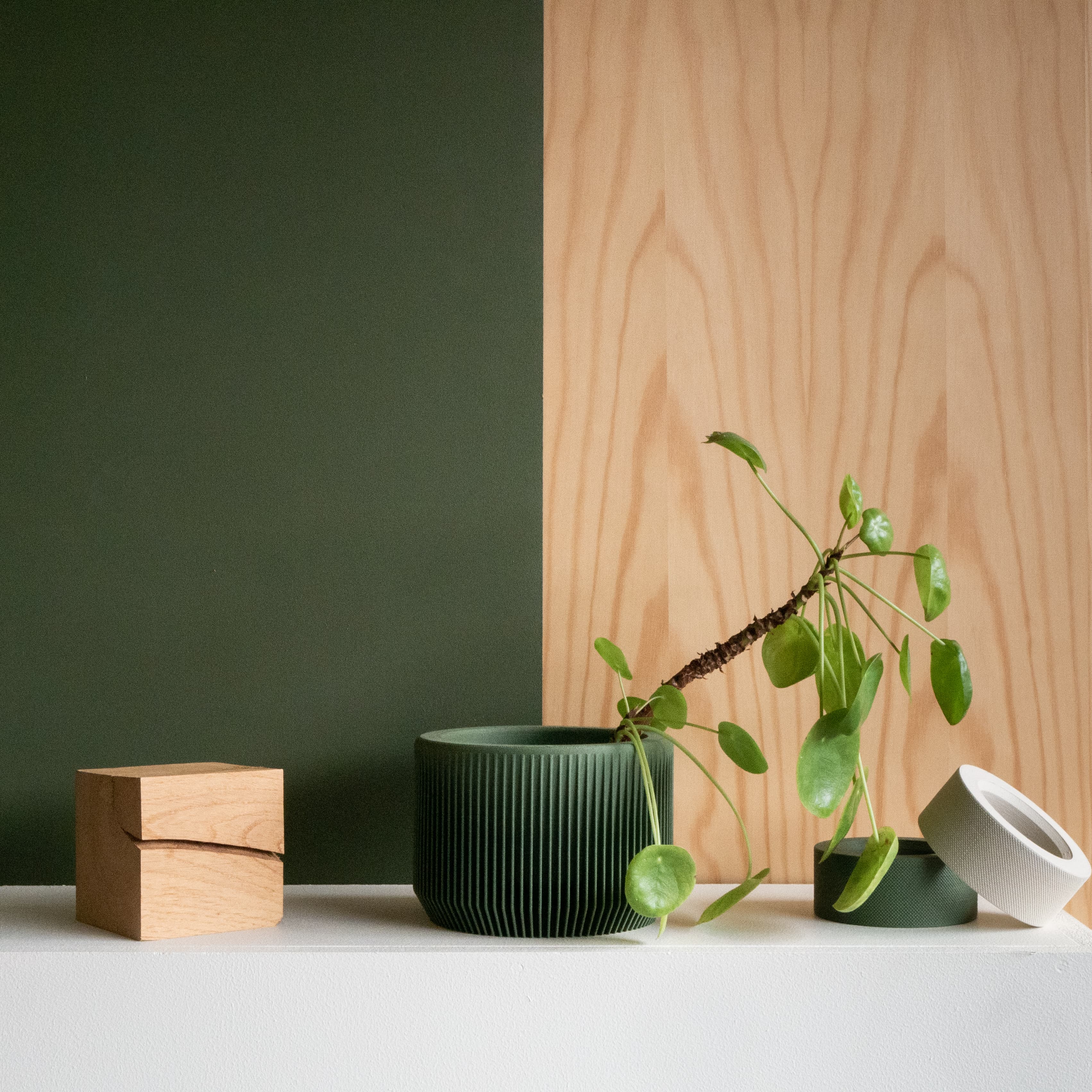 PRAHA Indoor Planter - Minimum Design #color_Green